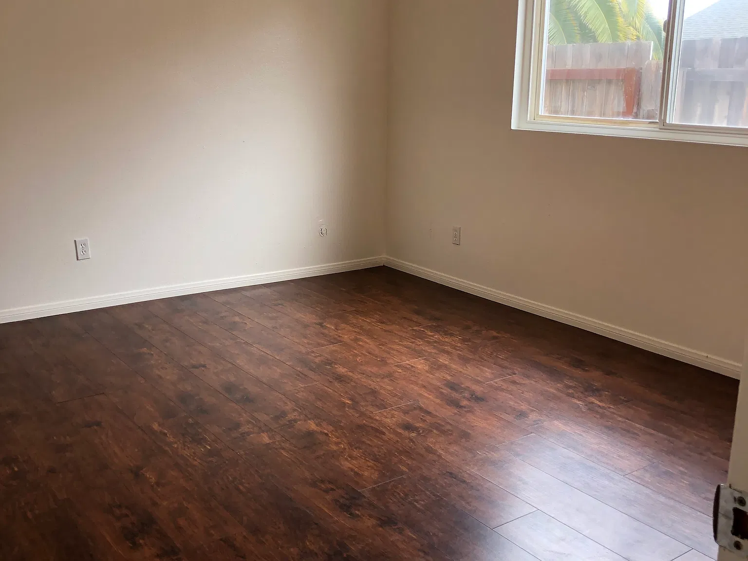 3 bed, 1260 sqft, $3,900 — Photo 4