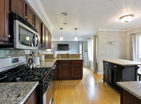 5th image of 428 Sundance Dr