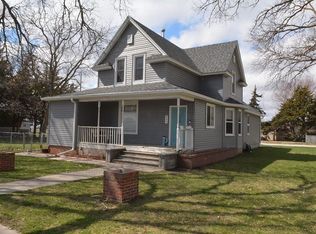 804 C St, Shelton, NE 68876
