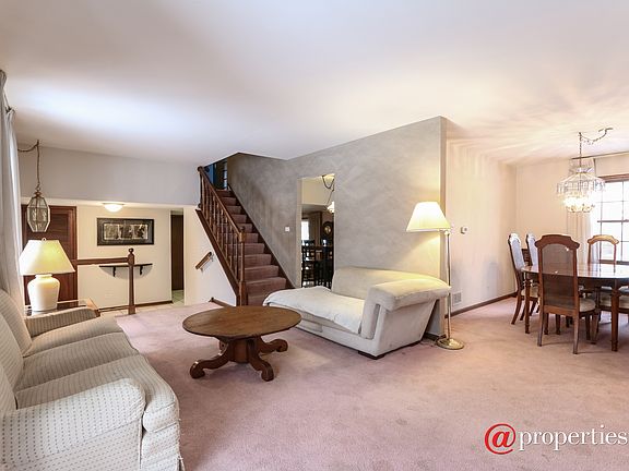 Living Room / Dining Room