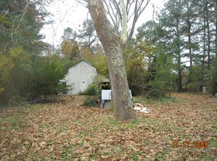 2488 Skeetertown Rd, Suffolk, VA 23434