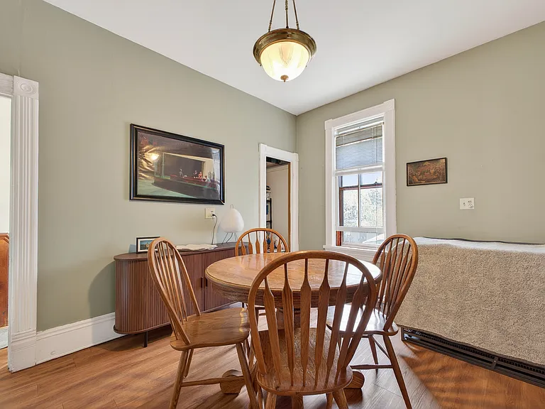 230 College Ave NE — Photo 13