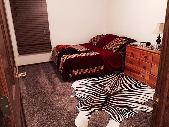 3rd image of 318 W Belleview St APT B