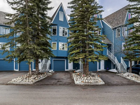 420 Squirrel St #9, Banff, AB T1L 0A1