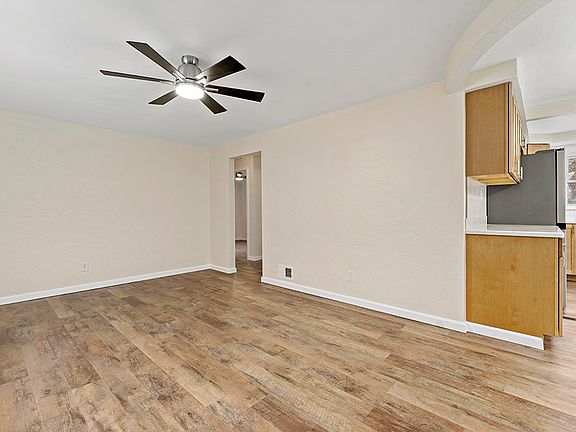 4th image of 4120 Rockwood Dr