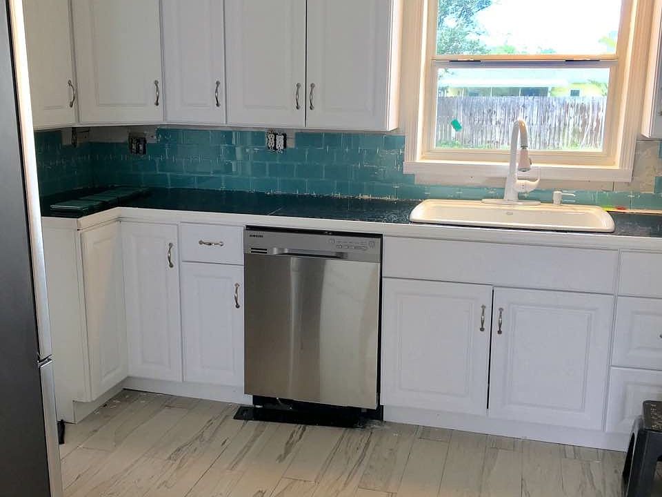 1st image of 267 Morningside Ave
