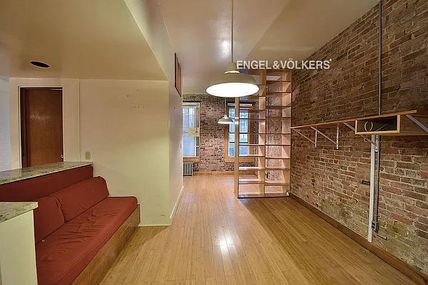 Sold by Engel & Völkers New York City | media 6