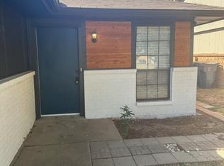 717 Swan Lake Rd, Edmond, OK 73003