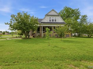 201 Main St, Laddonia, MO 63352