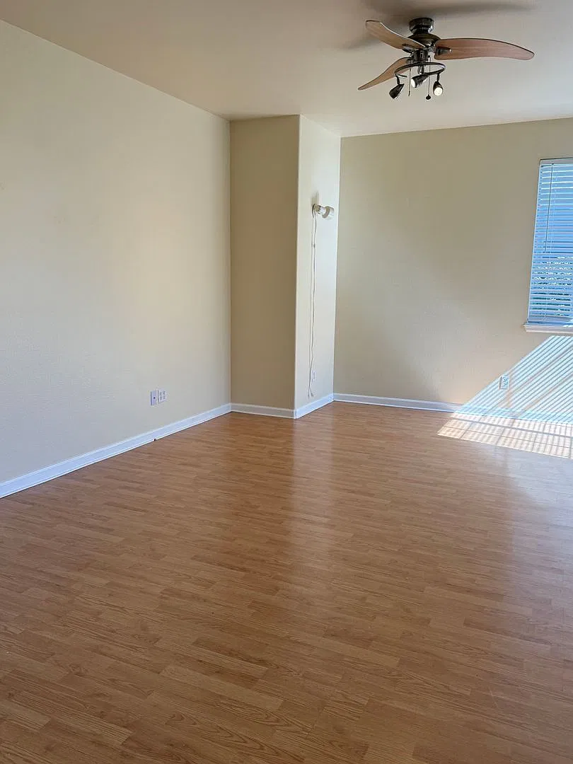 2 Bed/2 Bath in Hunter's Glen — Photo 3