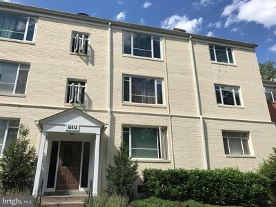 10413 Montrose Ave #M-302, Bethesda, MD, 20814