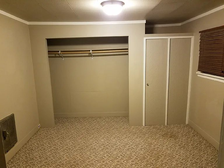 1403 E Coeur D Alene Ave — Photo 4