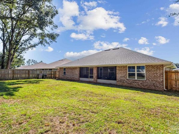 5658 Midfielder Dr, Pensacola, FL 32526