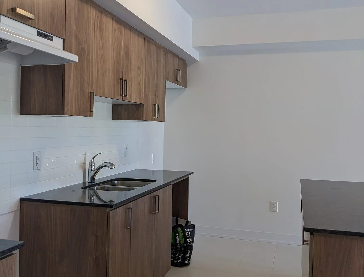1 bed, $2,100 — Photo 4
