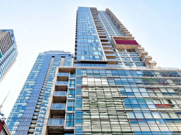 375 King St W, Toronto, ON