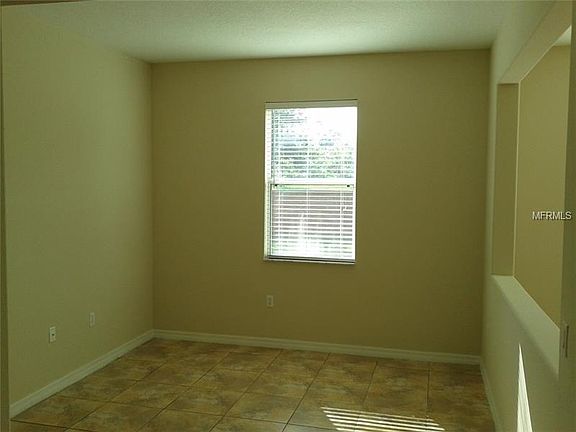 3rd image of 10042 Stratford Pointe Ave