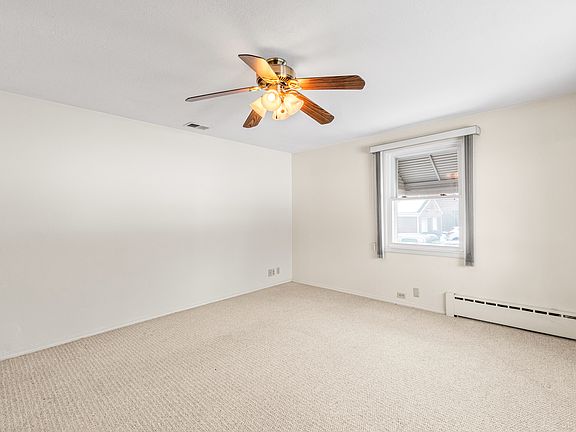 5th image of 17W157 Foster Ave