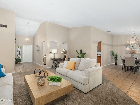 5th image of 10565 E Heartleaf Willow Dr