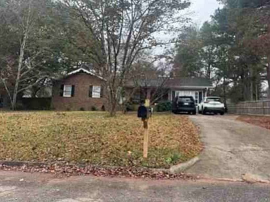 1st image of 1710 Rosewood Dr