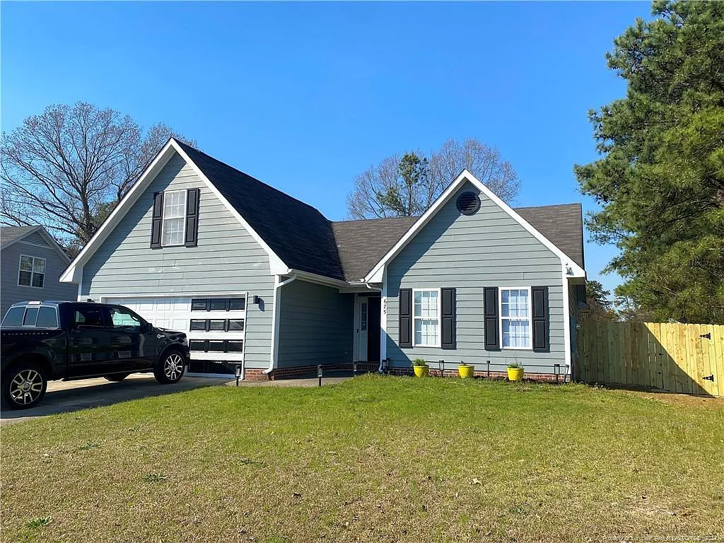 675 Americana Dr — Photo 3