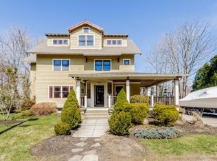 114 Rockaway Ave, Marblehead, MA 01945