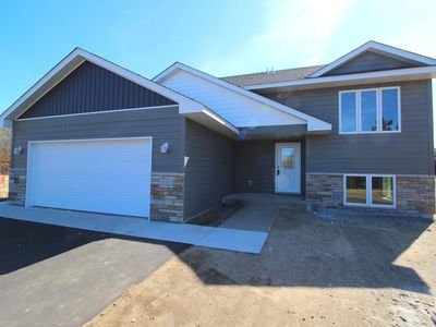 23323 Redwood Ct NW, Saint Francis, MN, 55070