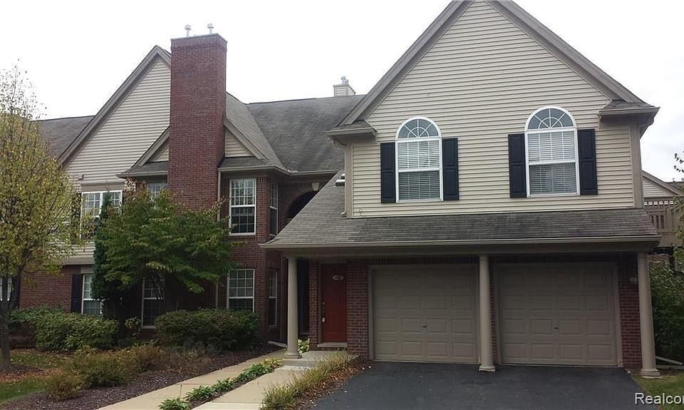 1st image of 28339 Carlton Way Dr #1