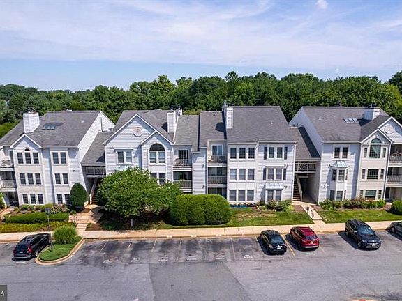 2nd image of 902 Martell Ct #902-L