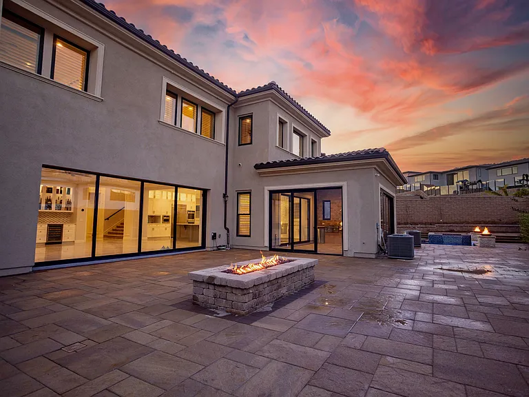 11710 Manchester Way — Photo 3