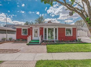 603 N Harrison St, Syracuse, IN 46567