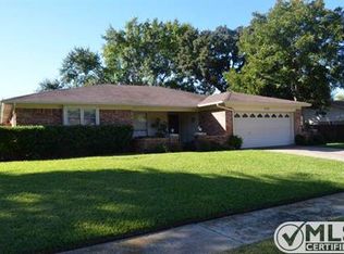 2604 Greenwood Ct, Bedford, TX 76021