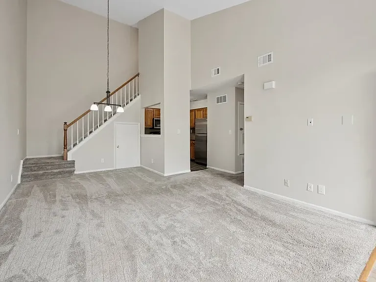 4 Ray Ct — Photo 5
