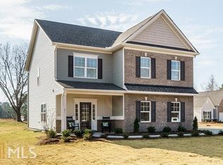 615 Country Ridge Dr, Hoschton, GA 30548