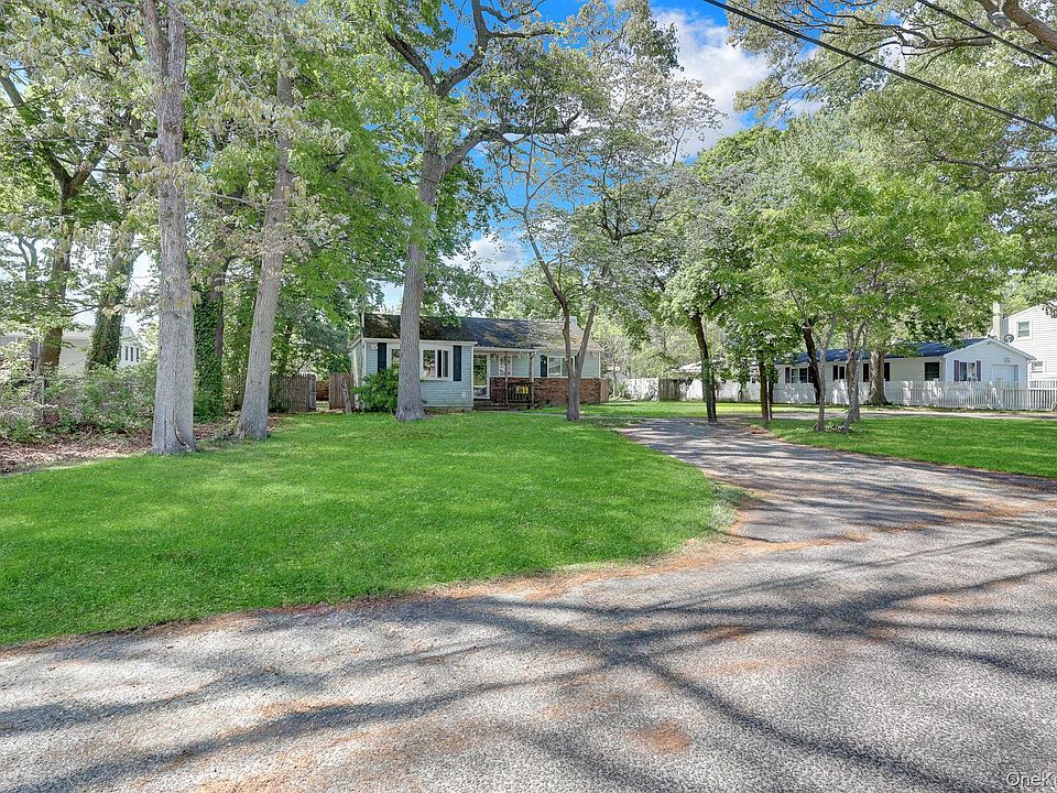 2nd image of 50 Ridgedale Avenue