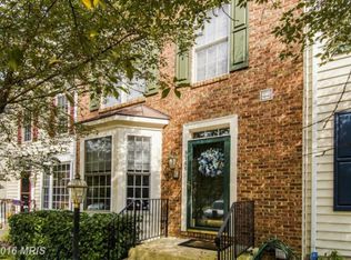 9746 Cheshire Ridge Cir, Manassas, VA 20110