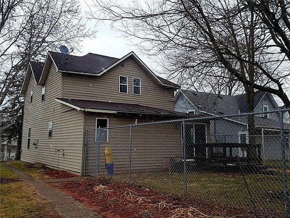4th image of 702 Talmadge St