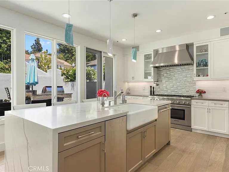 11805 Henley Ln — Photo 4