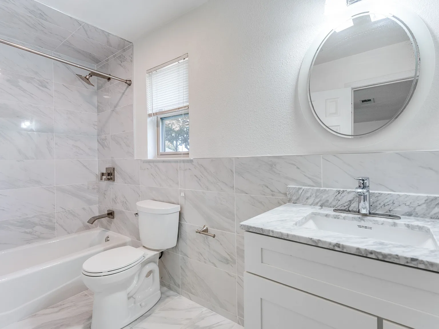4 bed, 3.0 bath, 2582 sqft, $3,300 — Photo 4