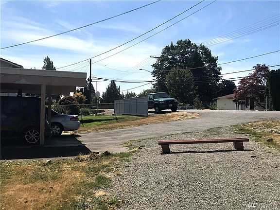 5th image of 24104 16th Ave S