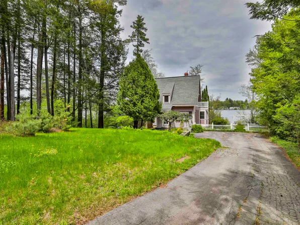 34 Baker Avenue, Deerfield, NH 03037