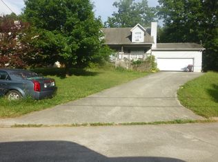 5934 Rolling Ridge Dr, Knoxville, TN 37921