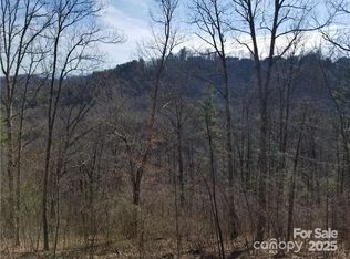 140 Summit Tower Cir #212, Asheville, NC 28804