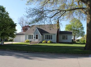 500 E Temple St, Lenox, IA 50851