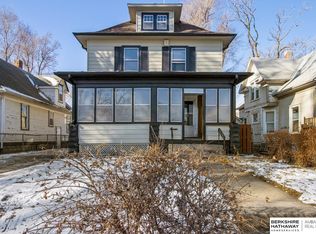 3916 N 17th St, Omaha, NE 68110