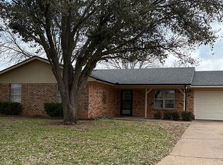 1202 Randy Dr, Graham, TX 76450