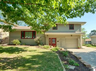 11206 Jackson St, Omaha, NE 68154