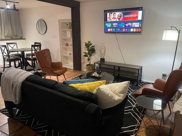 5101 Claremont Ave NE