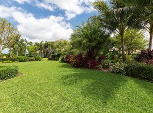 12180 Sunnydale Dr, Wellington, FL 33414