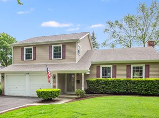 508 Bayberry Ln, Naperville, IL 60563