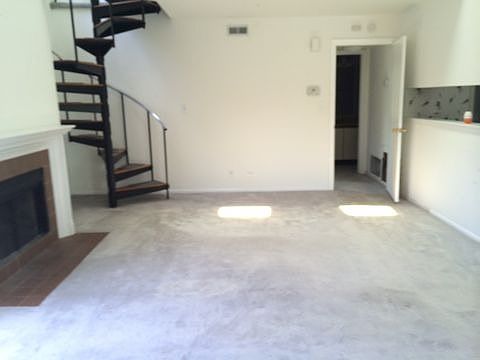 2nd image of 356 Grissom Ct